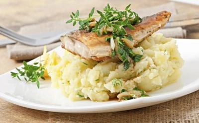 Картошка с рыбой по-норвежски: нежное филе с ароматным пюре — простой рецепт ужина