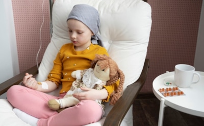 Ранние признаки рака у детей: усталость, боли, синяки — когда важно обратиться к врачу