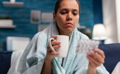 Ошибки при простуде: почему самолечение не помогает — отвечает врач