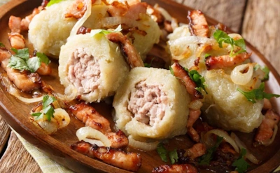 Литовские цеппелины: нежное картофельное тесто и сочная мясная начинка — секреты классического рецепта