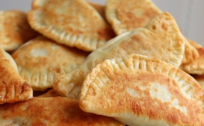 Как приготовить посикунчики: сочные жареные пирожки с мясом — с хрустящей корочкой