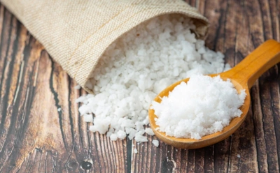 Судороги, кома, летальный исход: норма соли в организме человека — доктор Мясников про опасности и критические ошибки