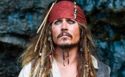 Черная полоса закончилась: Disney решила вернуть Джонни Деппа в «Пиратов Карибского моря»