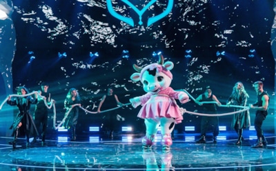 Муцениеце первой вылетела из «Маски» и обиделась на Киркорова