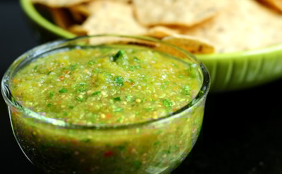 Яркий вкус Мексики: зеленый соус сальса верде с характером — пикантная добавка к любым блюдам