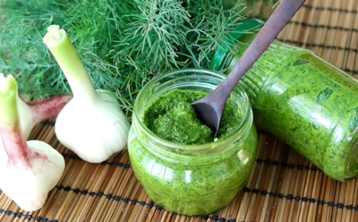 Укропный соус — добавка с аппетитом: универсальная заправка для любых блюд — рецепт с хранением на зиму