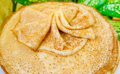 Ажурные блины на Масленицу: секрет идеального теста — мягкие и тонкие