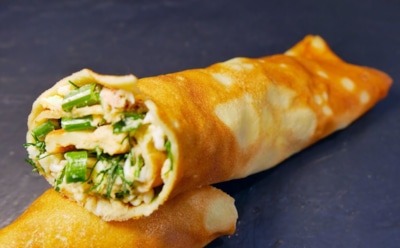 Блины с тунцом и яйцом: оригинальная начинка к Масленице — вкусно и просто