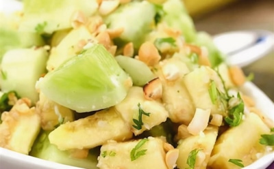 Оригинальное сочетание на столе: салат из огурцов с бананами — постный рецепт