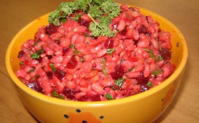 Салат из свеклы с перловкой: питательный и легкий перекус — постный рецепт с пряным соусом