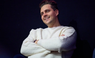 «Остались шрамы»: Милош Бикович рассказал, как рисковал жизнью на съемках «Красного шелка»