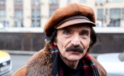 Иллюзионист Амаяк Акопян сообщил, что прозябает в нищете и «живет на обезболивающих»