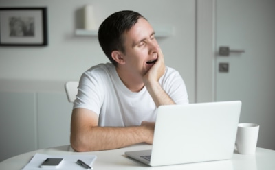 Дневная сонливость: скрытые причины усталости — что мешает бодрости даже после ночного отдыха