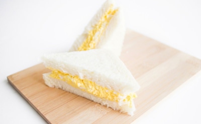 Садо сандо — японский яичный сэндвич: нежный вкус и идеальная текстура — легкий рецепт