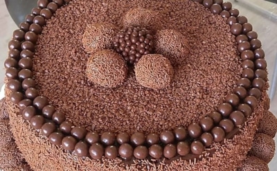 Бразильское лакомство в шоколаде: торт «Бригадейро» с нежным кремом — пошаговый рецепт