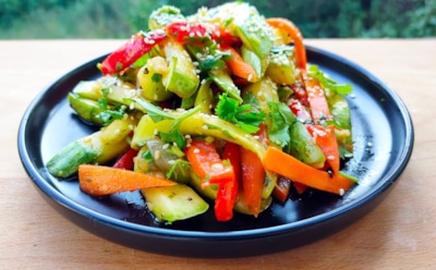 Хе из кабачков: корейский салат с овощами и специями — яркий вкус и простота приготовления