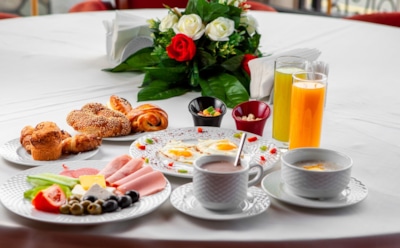 Не просто еда: 7 деталей, которые сделают ваш завтрак по-настоящему особенным