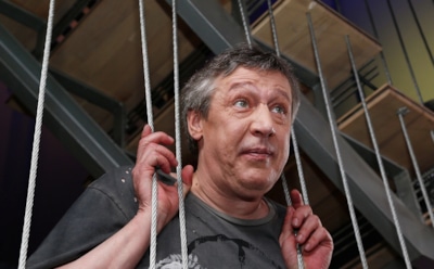 Из тюрьмы на съемки: Михаил Ефремов выходит на свободу по УДО