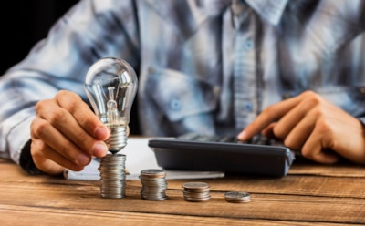 Как снизить счета за электричество — 10 лайфхаков для экономии энергии