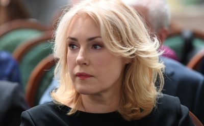 Мария Шукшина осудила и выступила против выплат беременным школьницам