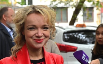 Вдова Джигарханяна после родов таинственно высказалась об отце своего ребенка