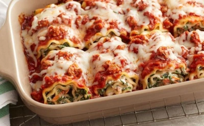 Уникальность — ее второе имя: сочная лазанья в рулетиках с рикоттой — вы еще не пробовали ничего вкуснее