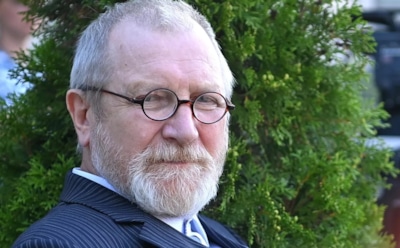 «Обворовали инвалида»: звезде «Особенностей национальной охоты» влупили огромный штраф из-за ток-шоу