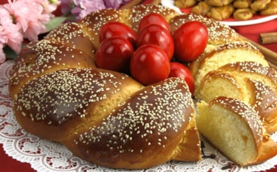 Секреты пышного цуреки: ароматный пирог, которому позавидует сам кулич — пирог, который пахнет весной