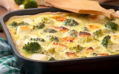 Даже дети съедят брокколи: этот гратен заставит вас забыть про мясо — познакомьтесь с новым кулинарным хитом