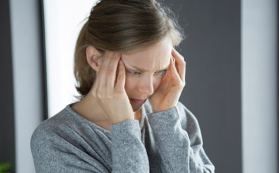 Давление падает — проблемы растут: перепады погоды представляют опасность для мозга и сердца — как пережить метеоудар