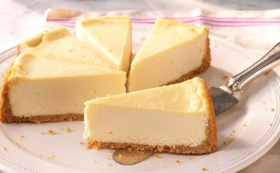 Всего пара ингредиентов — и чизкейк не узнать: этим секретом пользуются шефы — возьмите себе на вооружение