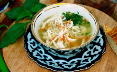 Друг татарин научил — теперь готовлю только так: от этого супа с лапшой просто невозможно оторваться — попробуйте сделать токмач