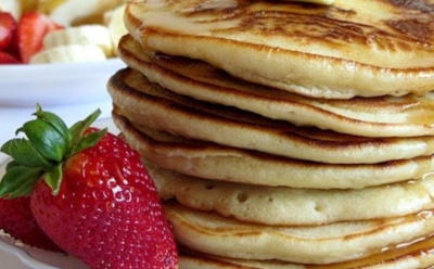 Кекс или пирог — так и не понял, но очень вкусно: эти немецкие блины круче любых пончиков и круассанов — такого вы точно не готовили