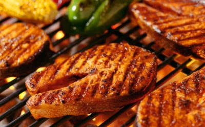 Рыбная магия на углях: такую семгу на гриле ваши друзья еще не пробовали — ее аромат манит, а вкус просто сводит с ума