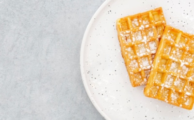 Вафли больше не покупаем — делаем дома: это лакомство дети просто обожают, да и взрослые от него без ума — запоминайте рецепт