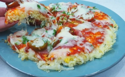 Уплетаю и не переживаю за талию: эта пицца из цветной капусты получается лучше оригинала — сможете есть ее даже на диете