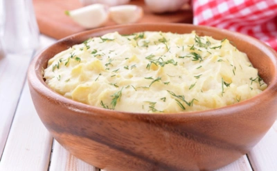 Хоть на обед, хоть на праздничный стол: от этого пюре в восторге вся семья и гости — такой картошку вы еще не знали