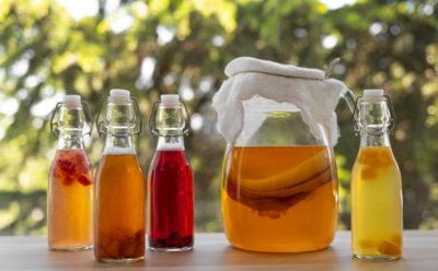 Из чайного гриба — в бутылку: этот домашний уксус преобразит любой салат — вы должны его попробовать