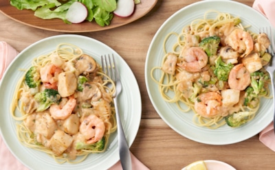 Дел на полчаса — а даже ресторанный шеф завидует: эта паста на столе конкурентов не имеет — вам понадобится ложка побольше