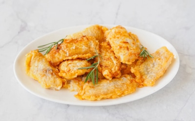 Раз попробовали — теперь постоянно готовим: эта рыба со стола исчезает за считаные минуты — узнайте секрет безупречного вкуса