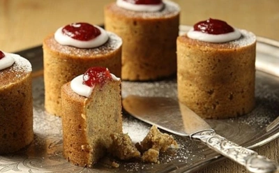 Приготовила десерт на пробу — теперь гостей из дома не выгонишь: это пирожное соблазняет с первой крошки — даже на диете не удержаться