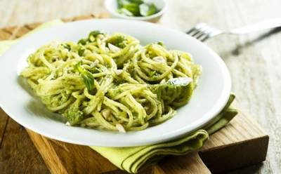 Весна пришла — самое время для пасты по-русски: эти потрясающие спагетти вводят в ступор модных шефов — добавьте пользы яркому вкусу