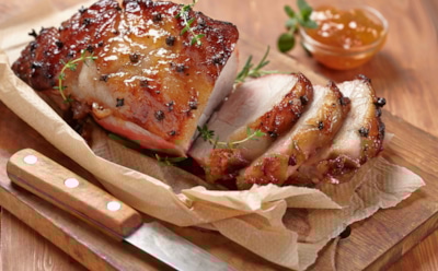 Рискнули попробовать — теперь готовим к каждому празднику: такой окорок любому ресторану честь сделает — а вы сможете есть дома