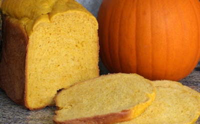 Осталась тыква — готовим хлеб: это яркое угощение с неповторимым ароматом никого не оставляет равнодушным — влюбитесь с первого раза