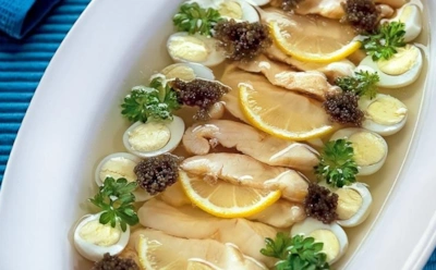 Готовлю осетра по праздникам — от гостей дом ломится: это заливное обожали цари — теперь вам пора украсить им свое застолье