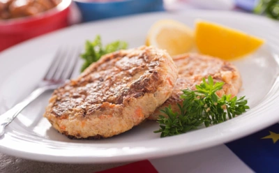 Без говядины и свинины — котлетки на славу: этот деликатес из кеты полюбят даже рыбоненавистники — ваш обед давно не был таким аппетитным