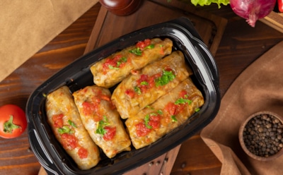 Рис отправили в отставку — нашлась альтерантива поинтереснее: голубцы с такой начинкой никого не оставят равнодушным