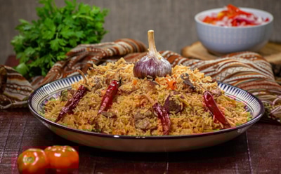 Мяса — с гору, специй — от души: научитесь варить плов, который Тамерлан бы не отдал врагу