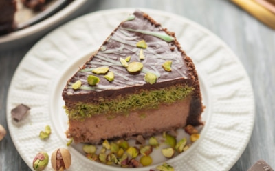 Восточная сказка в каждом кусочке: этот дубайский чизкейк заставит вас по-новому взглянуть на привычные десерты