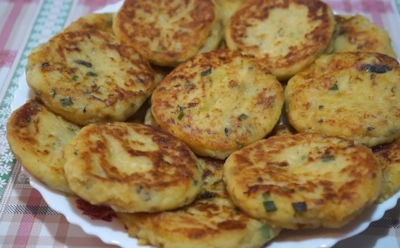 Соседка поделилась рецептом — теперь готовлю без мороки: эти котлетки не займут много времени — зато сильно порадуют всю семью своим вкусом